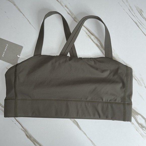 Everlane The Perform Cropped Top NWT in Dark Taupe (Grey)-SOLD OUT ONLINE - Picture 6 of 8